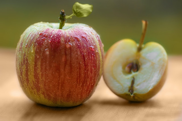 APPLE ( 10 health benefits of...